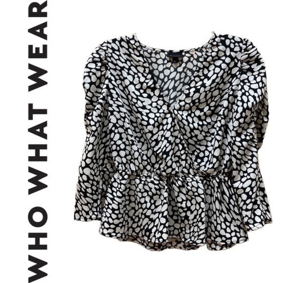Who What Wear Tops - WWW V-Neck Puff Sleeve Peplum Blouse